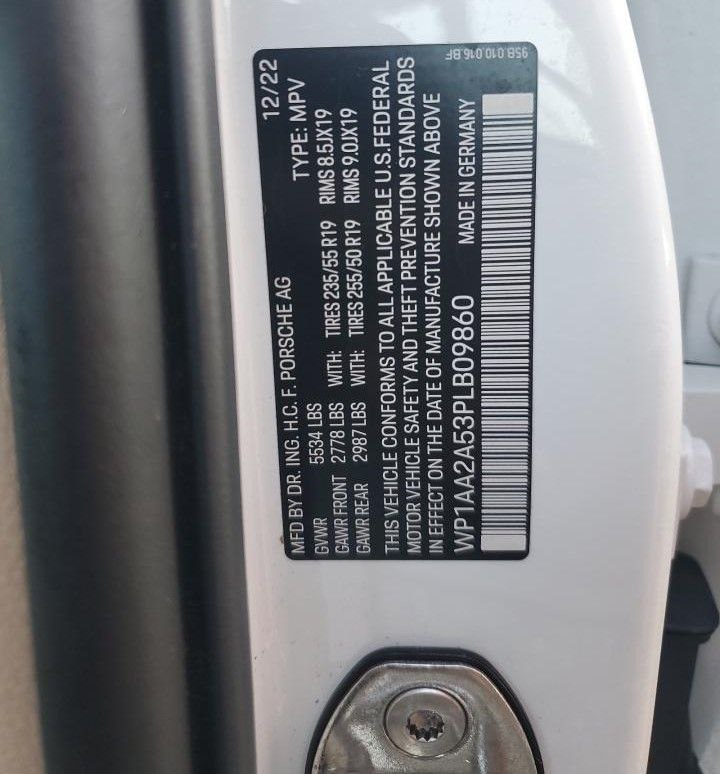 WP1AA2A53PLB09860 - 2022 Porsche Macan