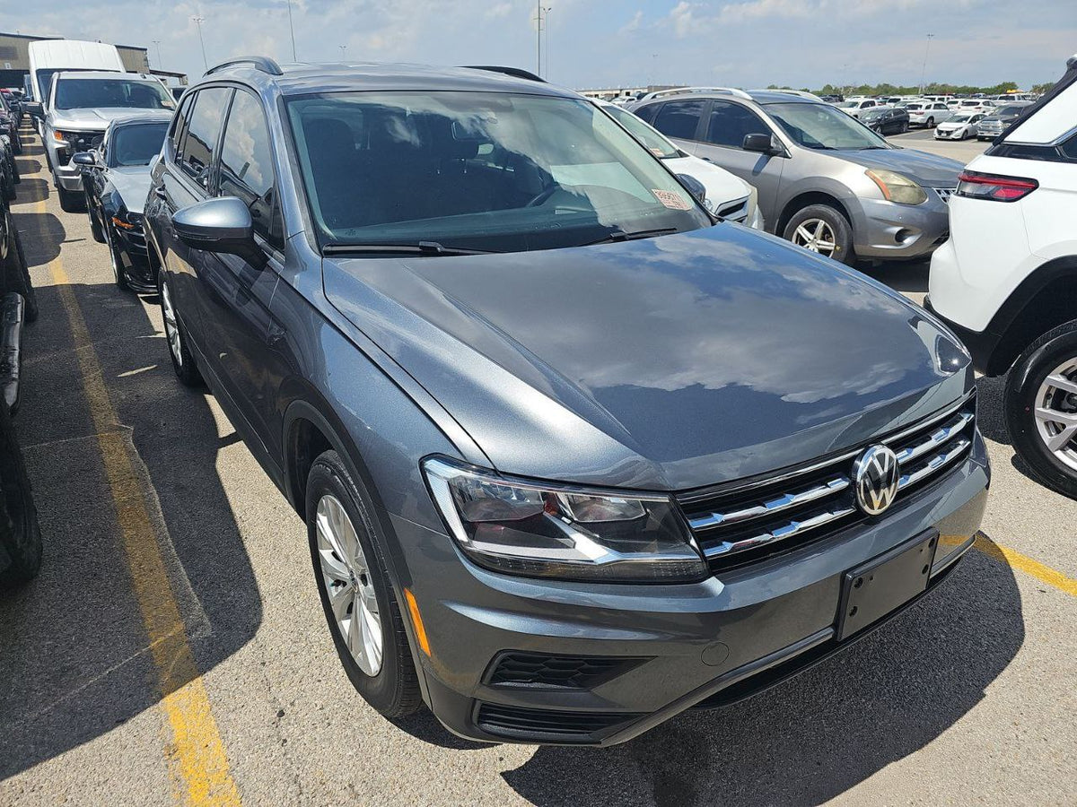 2020 Volkswagen Tiguan - VIN 3VV1B7AX7LM083254
