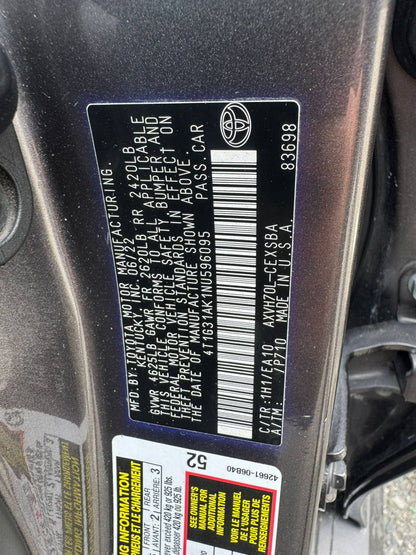 4T1G31AK1NU596095 - 2022 Toyota camry XLE hybrid