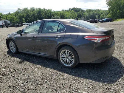 4T1G31AK1NU596095 - 2022 Toyota camry XLE hybrid