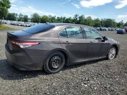 4T1G31AK1NU596095 - 2022 Toyota camry XLE hybrid