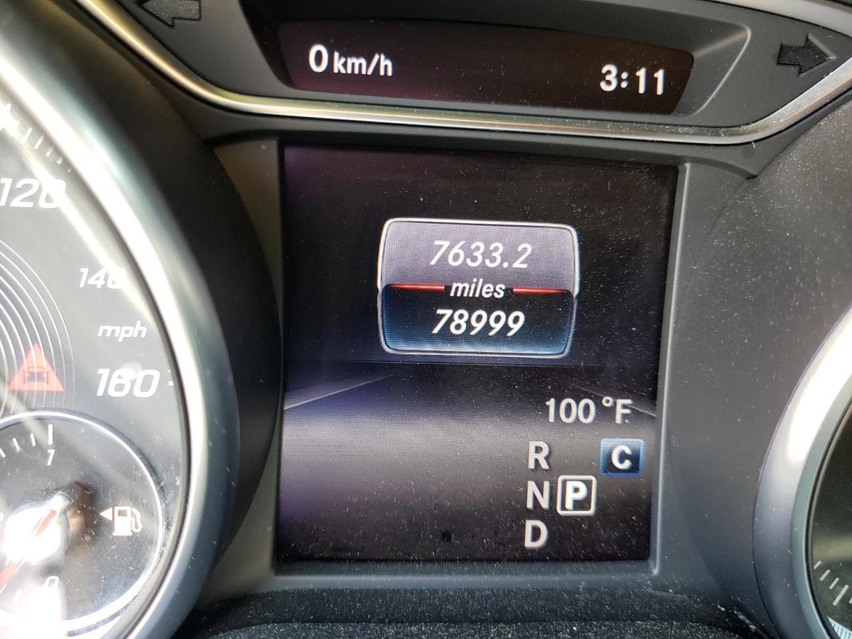 WDDSJ4EB6JN672971 - 2018 Mercedes-benz cla-class
