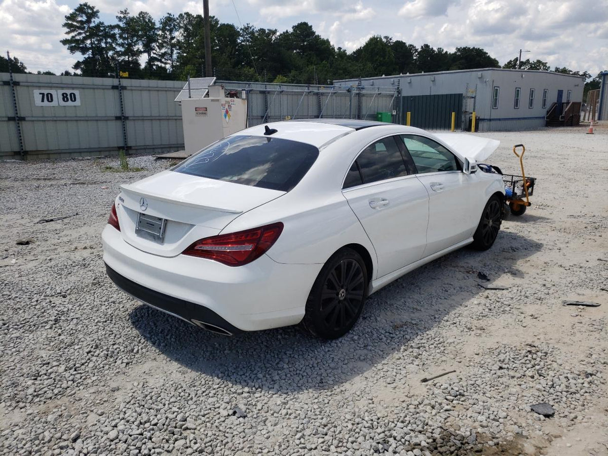 WDDSJ4EB6JN672971 - 2018 Mercedes-benz cla-class