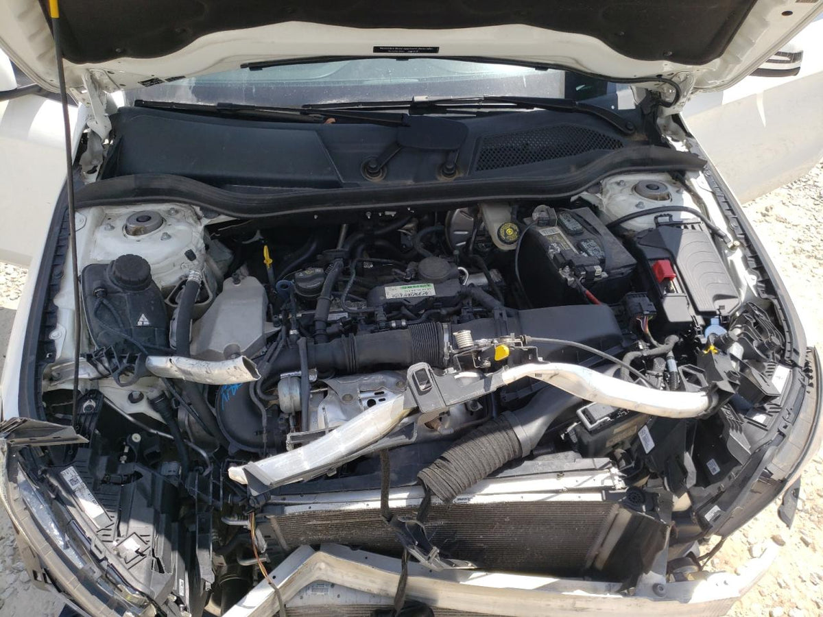 WDDSJ4EB6JN672971 - 2018 Mercedes-benz cla-class
