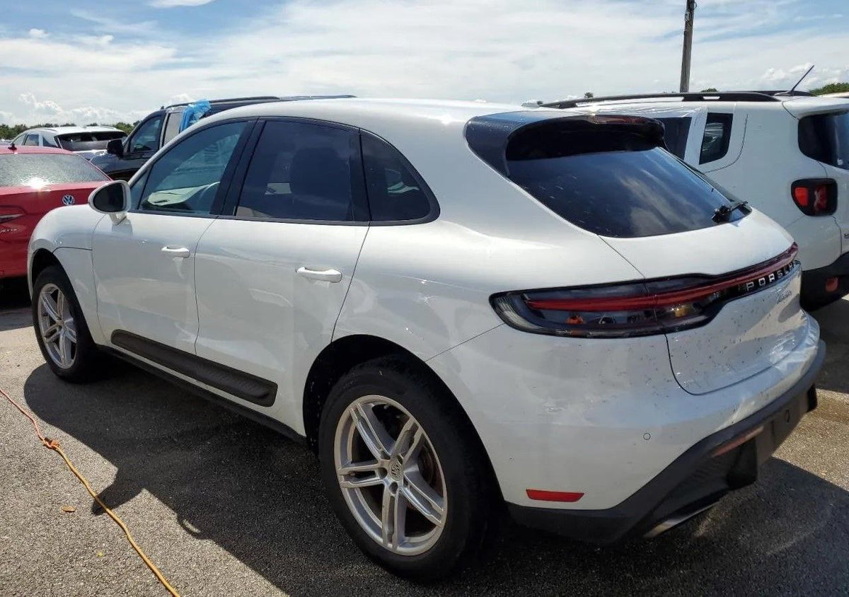 WP1AA2A53PLB09860 - 2022 Porsche Macan
