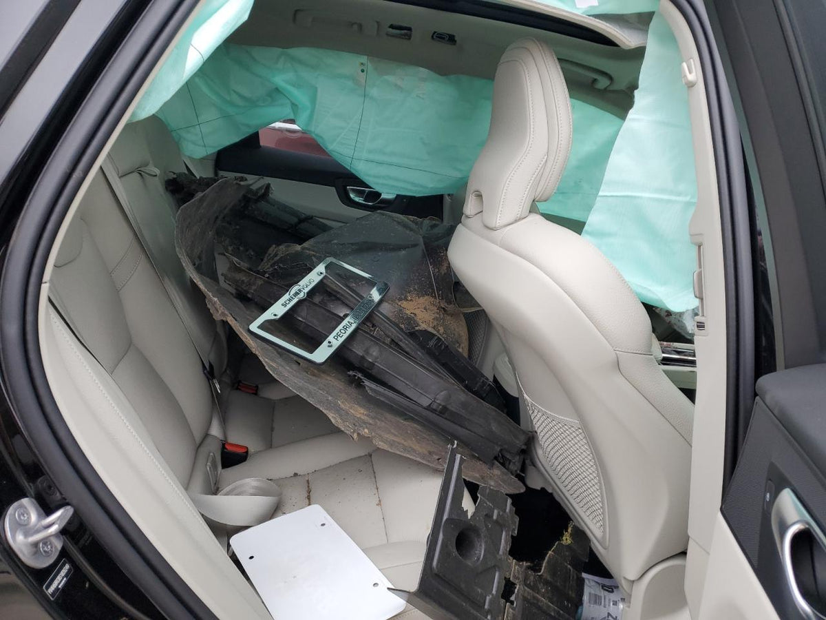 YV4H60RC0S1026249 - 2025 Volvo xc60 plus