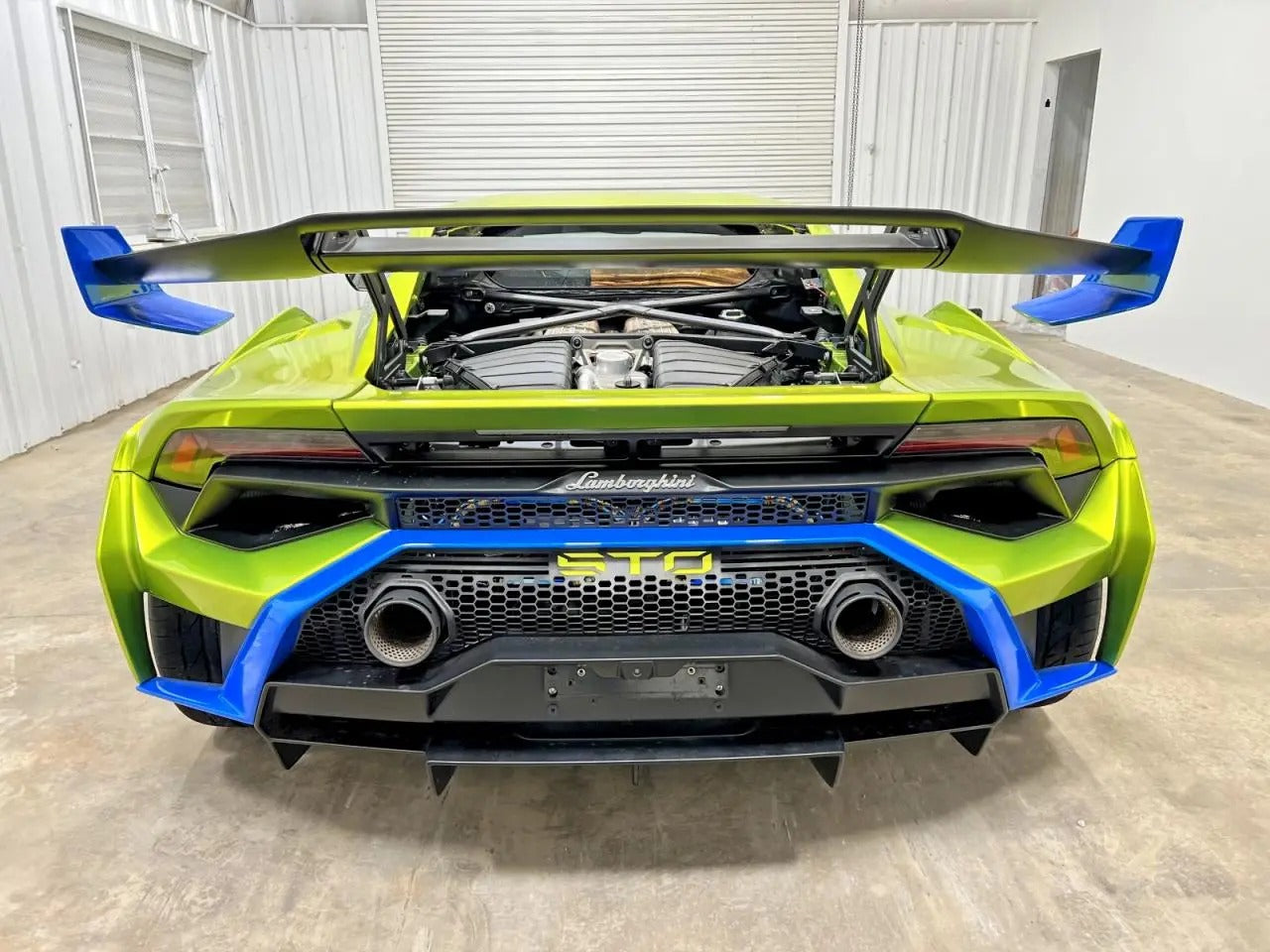 ZHWUA6ZX2NLA20140 - 2022 Lamborghini Huracan – Check VIN